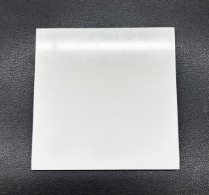 Nová bílá barva křemene „Super bílá“ Největší kámen vyrobený v Číně