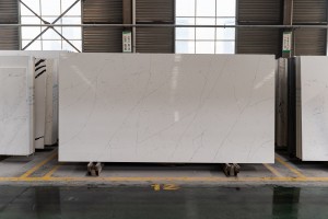 White Calacatta Quartz Stone na may itim na manipis na ugat na Marble-Look Smooth Touch 6017