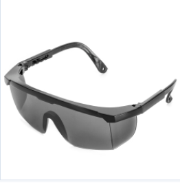 कालो रंगको चश्मा सुरक्षात्मक सुरक्षा चश्मा