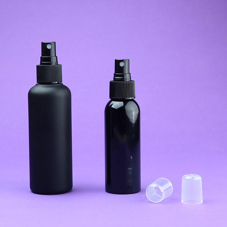 glossy & matte black cosmetic packaging sprayer bottle
