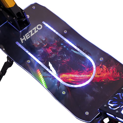 HEZZO Жешка продажба популарен Нов дизајн со голема брзина 13 инчи 6000w 60V 40AH литиумска батерија со долг дострел електричен скутер тркачки скутер бесплатна испорака