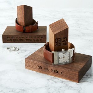 Personality Wood Countertop Custom Watches Display Stand Manufacturers