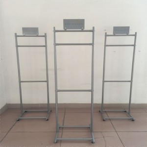 Populér Movable Hideung Metal Rambut Extension Display Stand Suppliers