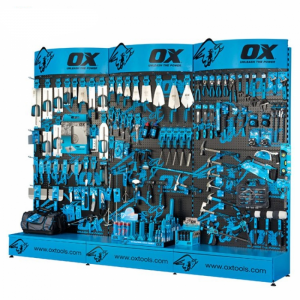 Expositor para ferramentas eléctricas de xardín en cor azul en forma de H