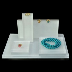 Set Display Perhiasan Counter Top Warna Putih Untuk Stand Display Perhiasan Akrilik Kalung Cincin