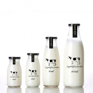 Wholesale 200ml 250ml 500ml 1000ml glass milk bottle with metal lid