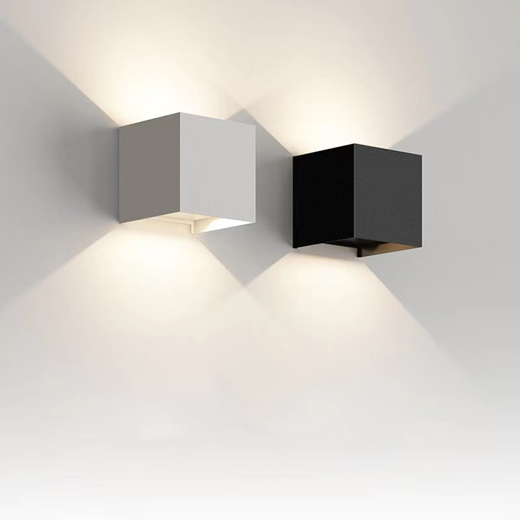 HITECDAD LED אלומיניום מנורת קיר IP65 עמיד למים שחור אופנה מודרנית מרובעת מנורת קיר סוג נורה להחלפה