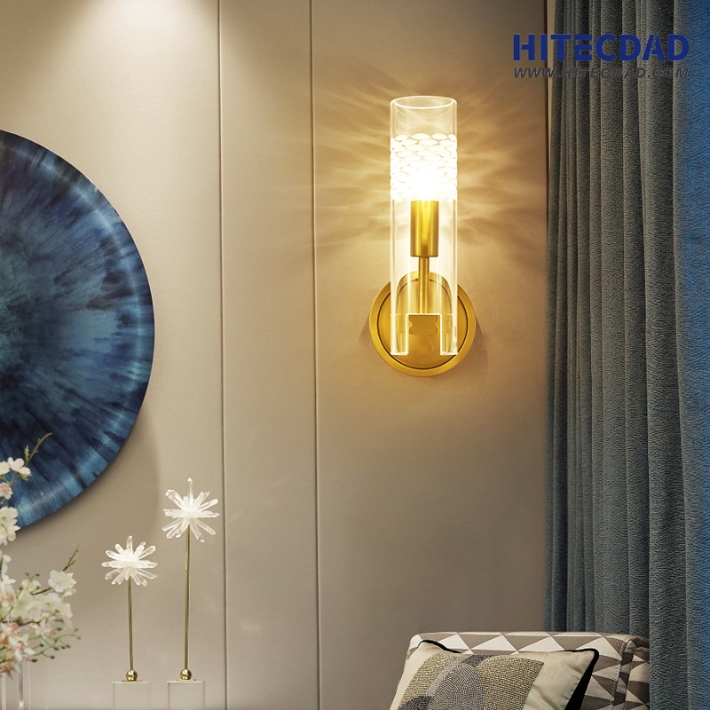 Lahka, luksuzna, preprosta stenska svetilka iz polnega medeninastega steklenega senčnika za dnevno sobo, spalnico