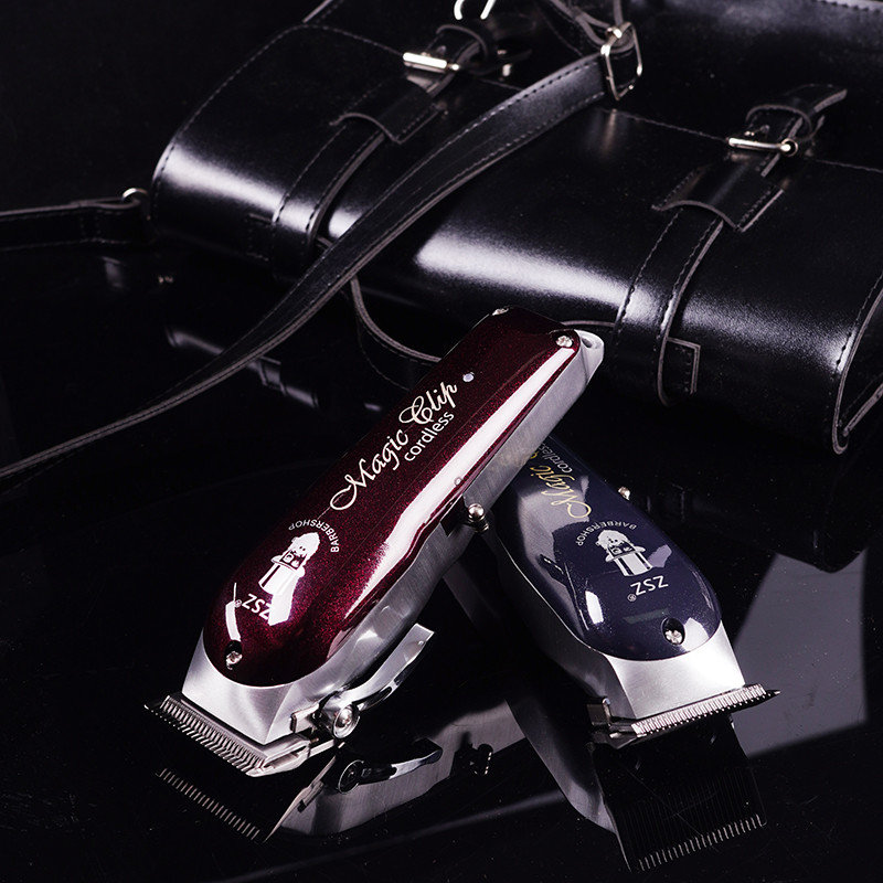 ZSZ model br. F52 Muškarci Električni aparat za šišanje za odrasle Tehnologija potpuno aluminijskog metalnog kućišta Brzo punjenje Punjiva Oštrica s pomaknutim zubima Four Limit Combs Rezač Profesionalni trimer za kosu