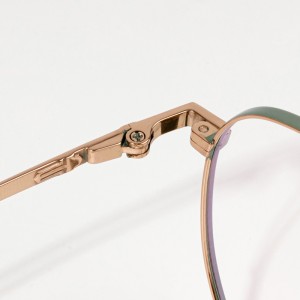 Рамки за очила со сопствени дизајнерски лого