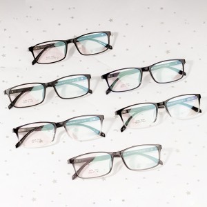 услуги на клиентите за очила