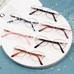 modne mentalne ženske naočale
