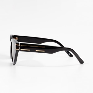 occhiali di sole di designer per e donne