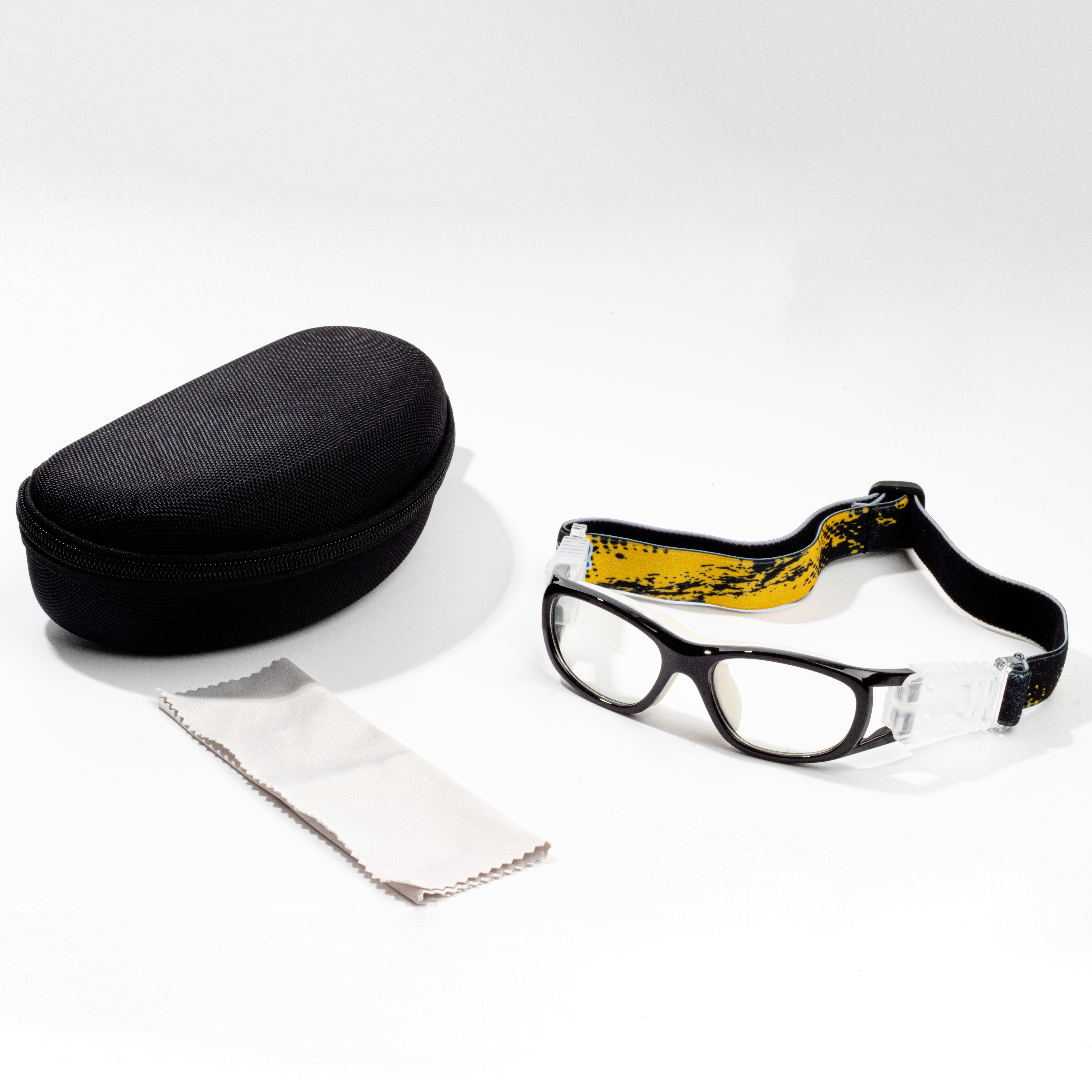 ochelari de baschet se potrivesc cu ochelari de protecție pentru baschet