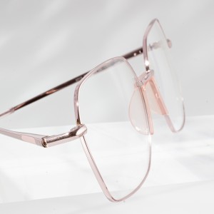 Gafas de moda Mujer Marcos de metal óptico Anteojos al por mayor