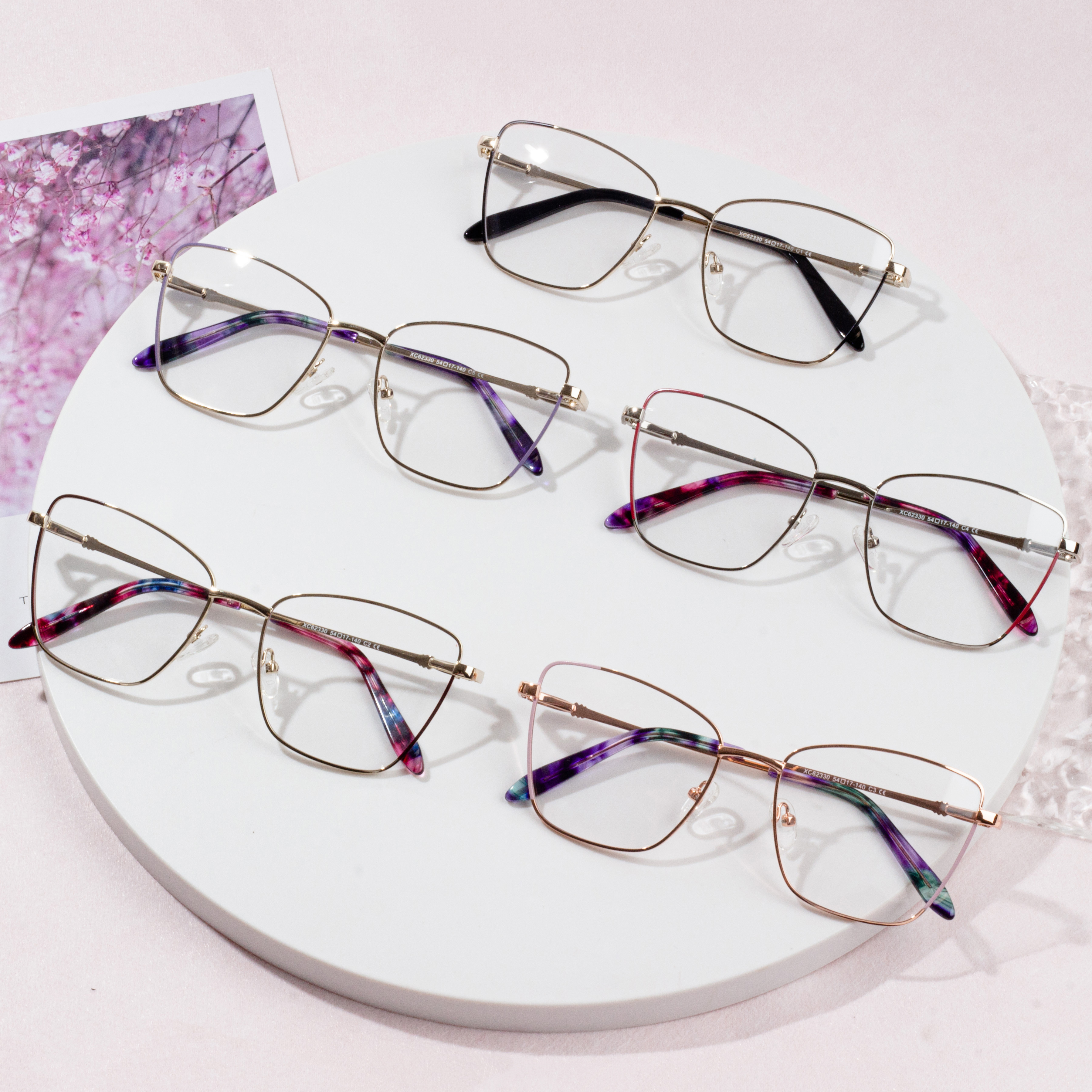 बिक्री के लिए नया तमाशा फ्रेम चश्मा