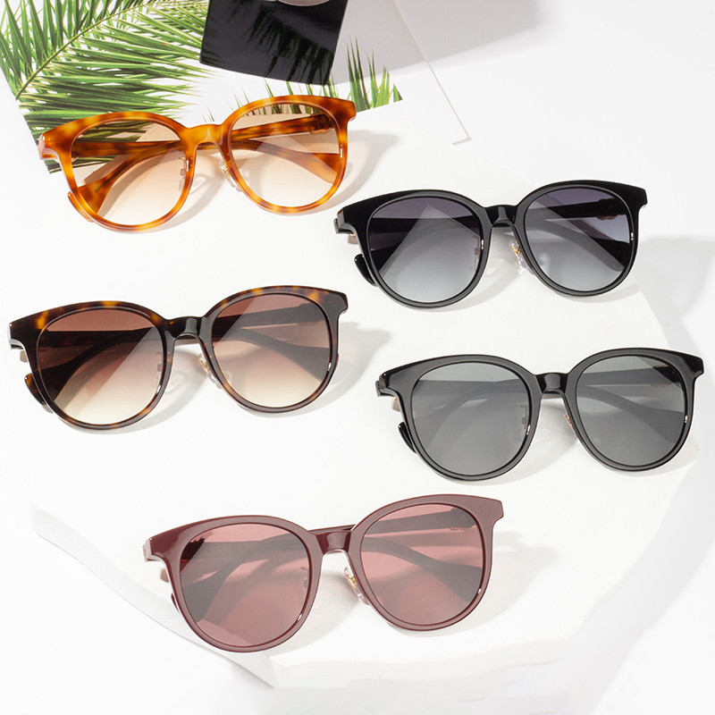 lunettes de soleil personnalisées pour femmes