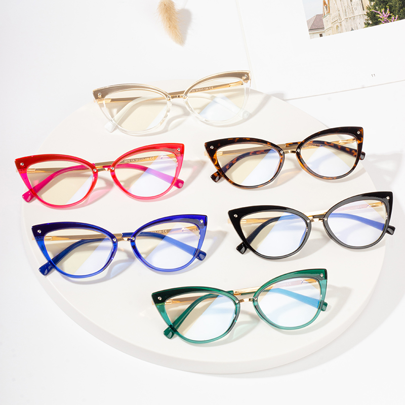 рамка за котешки очила на едро моден женски дизайн
