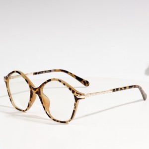 korniza të qarta të syzeve për femra me veshje IP