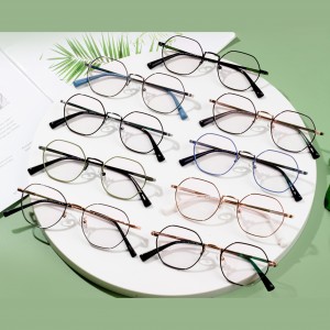 montures de lunettes design en métal