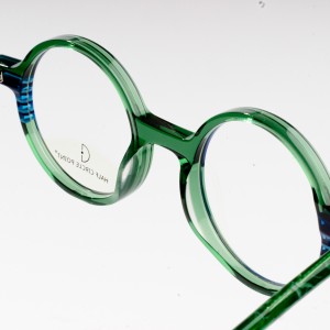 Novas monturas de lentes personalizadas para homes e mulleres