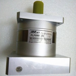 Редукција брзине мотора ПЛФ90 3:1 квадратна прирубница ЕЦМА-Ц20807РС