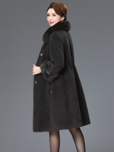22F015 Real Sheep Shearing Fur Coat Big Pocket Fashion Sheepskin Plush Coat