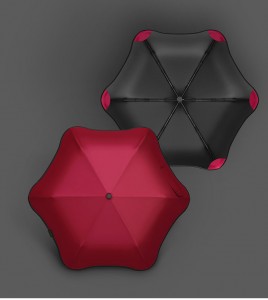 Tres paraigües de disseny plegables Paraigua plegable UV automàtic amb logotip per a la pluja Fabricant de la Xina Paraigua de tres plecs Paraigua arrodonit Protecció de seguretat