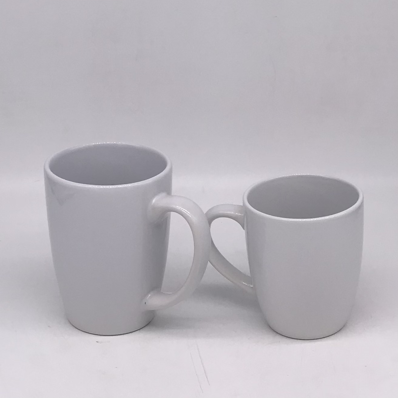 Blank Porcelain Mugs and Cups, Plain White and Black Ceramic Sublimation Coffee Cups and Mugs