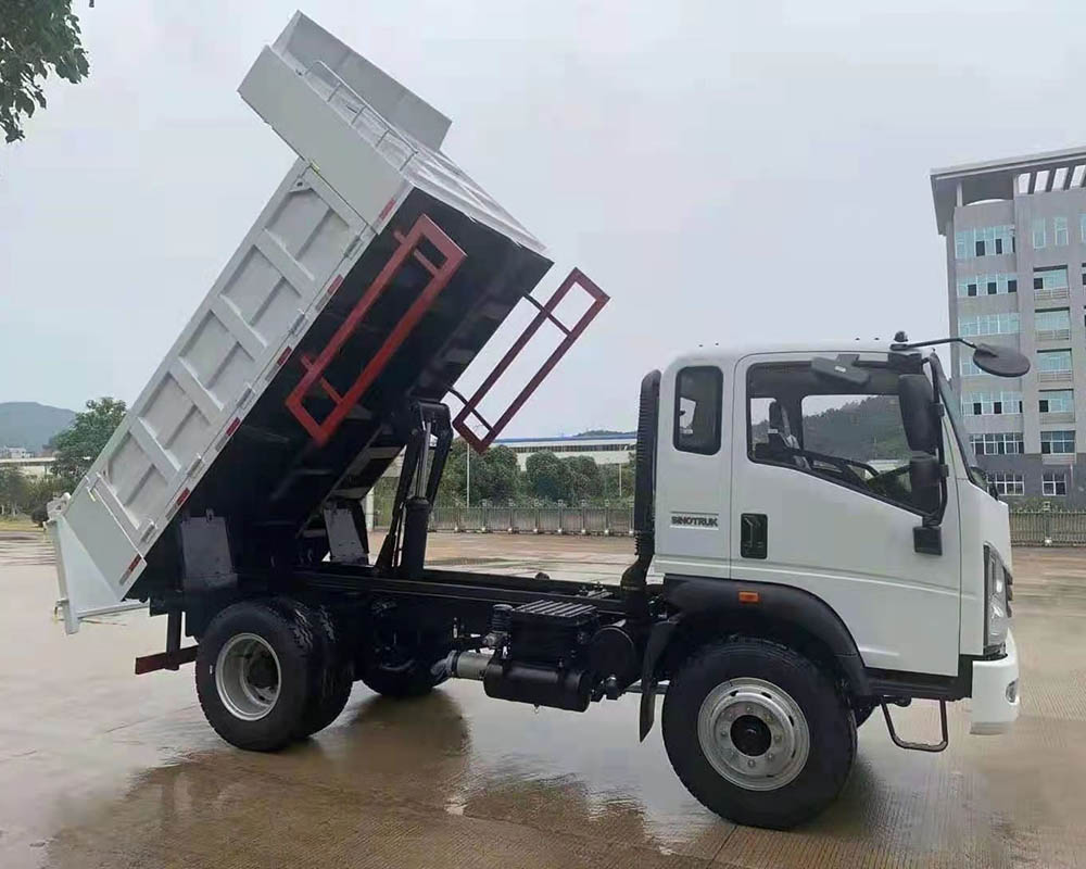 Competitive small tipper truck 6tons
