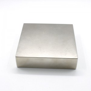 Senarai Harga Murah untuk China Powerfull Permanent N52 Square Cube Block Super Neodymium Rare Earth Magnet