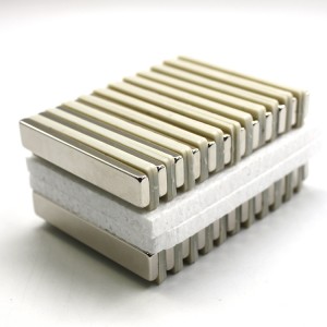 N42SH F60x10,53 × 4,0 mm neodīma bloku magnēts