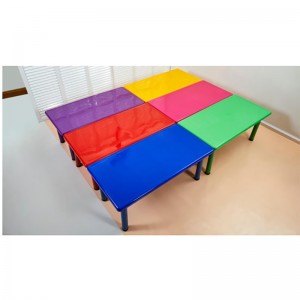 Děti předškolní školka barevné Školní stůl Židle