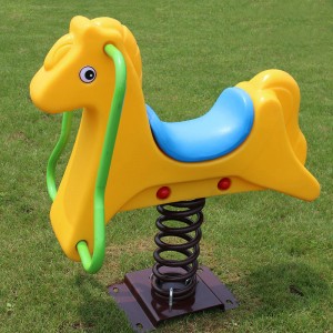 Prezzu di fabbrica Outdoor Plastic Pe Popular Kids Plays Rocking Horse