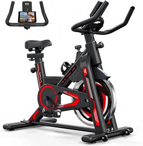 Sepeda Latihan – Sepeda Bersepeda Dalam Ruangan Stasioner untuk GYM Rumah dengan Tempat Tablet dan Monitor LCD, Penggerak Sabuk Senyap, Kursi Nyaman, dan Roda Gila yang Tenang