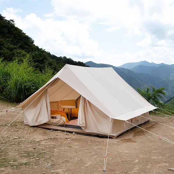 Sikat na mataas na kalidad na murang natitiklop na family camping malaking 4 season tent