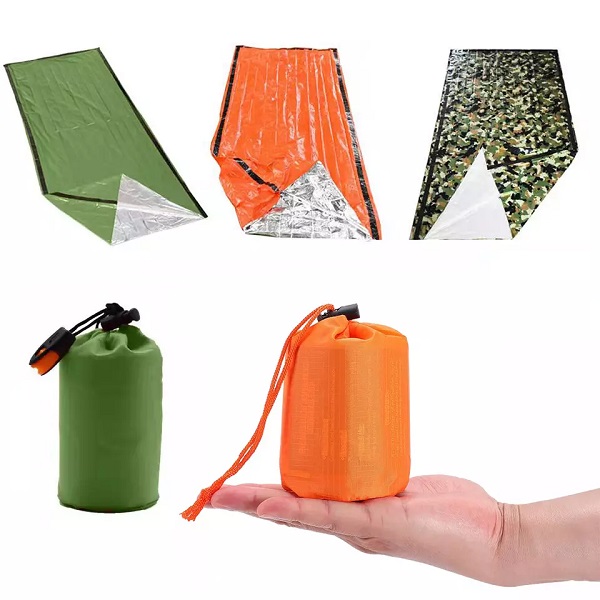 លក់ក្តៅ Bivy ភួយសង្គ្រោះបន្ទាន់ក្រៅផ្ទះលក់ដុំសង្គ្រោះបន្ទាន់ Survival Waterproof Sleeping Bags for Camping