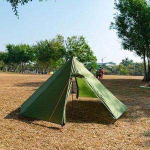 Kültéri kemping főzőkéményes sátor