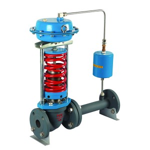 Self-actuated pressure regulator steam reducing control valve with condenser