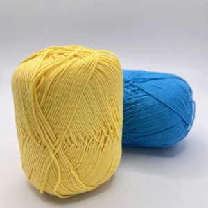 Labing Maayo nga Kalidad nga 100% Cotton nga hilo nga tinina nga 4 ply Hand Knitting Yarn