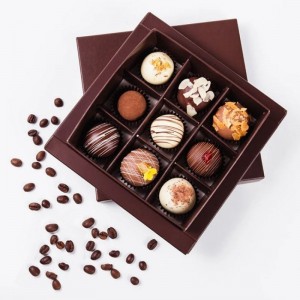Custom na Gift Chocolate box na may plastic tray na Packaging Box