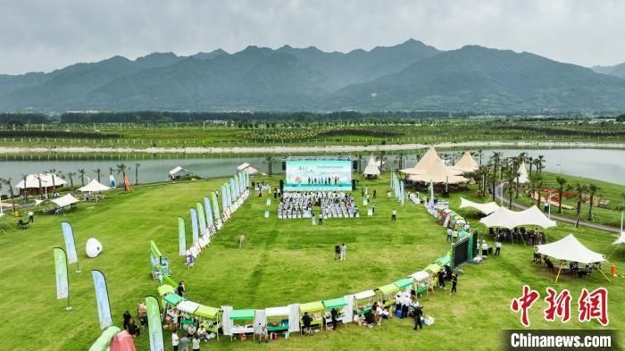 Xi 'an, Qinling hümanist eko-turizm tatil beldesini geliştiriyor