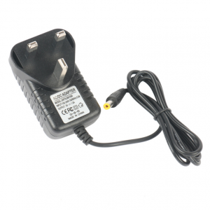 UK Travel Adapter 24V 0,5A 12W Plug-in millistykki