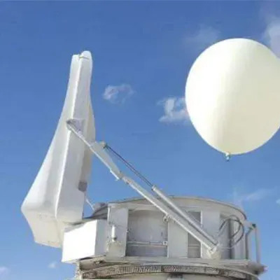 Do weather balloons come back down?