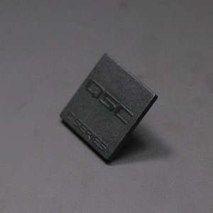 Tag label aluminium pengecap 3D tersuai plat logo logam anod untuk perabot.