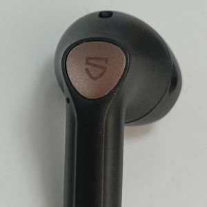 Etiqueta d'àudio de placa de logotip d'alumini personalitzada per a auriculars bluetooth