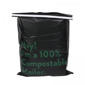 Črna poštna vrečka za e-trgovino, ki jo je mogoče kompostirati