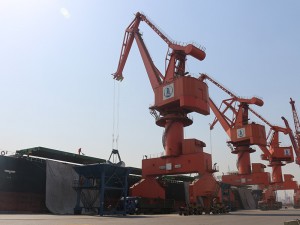 Mobile Harbour Crane