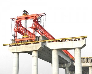 Fabricante de guindaste de lançamento de viga de ponte suspensa de 300 toneladas