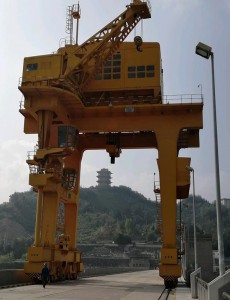 Dam crest gantry crane ប្រើពេលយូរ